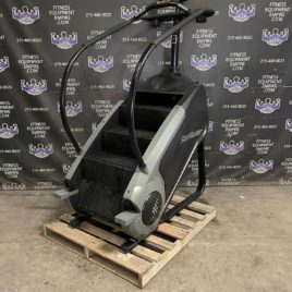 StairMaster Gauntlet Stepmill w/LCD D-1 Console