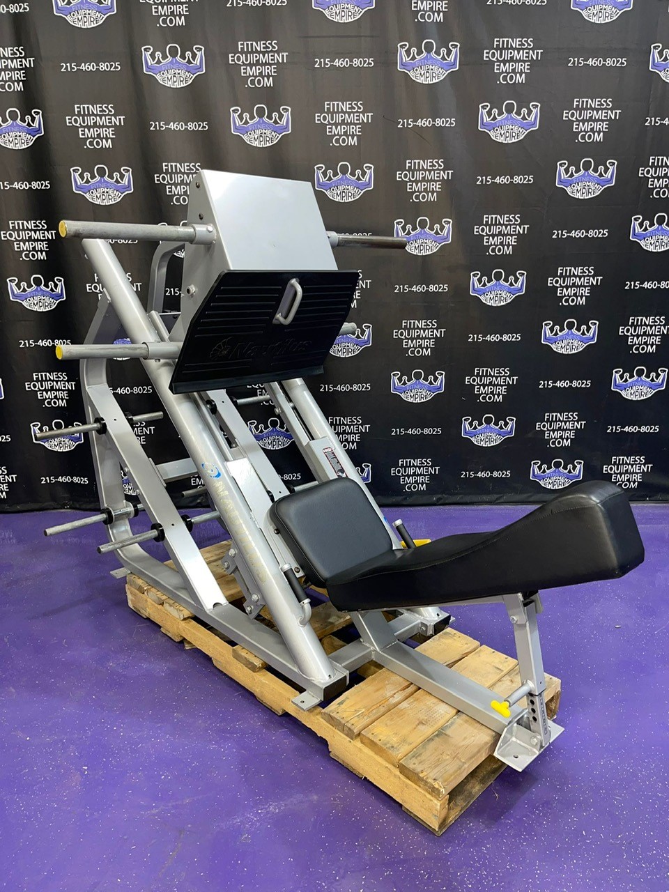 Buy Nautilus XPLOAD 45 Degree Leg Press w/4 Loading Horns Online