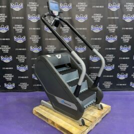 Nautilus K2 Touchscreen Stepmill Vertical Climber