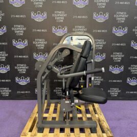 Nautilus Nitro Plus Seated Dip – Immaculate
